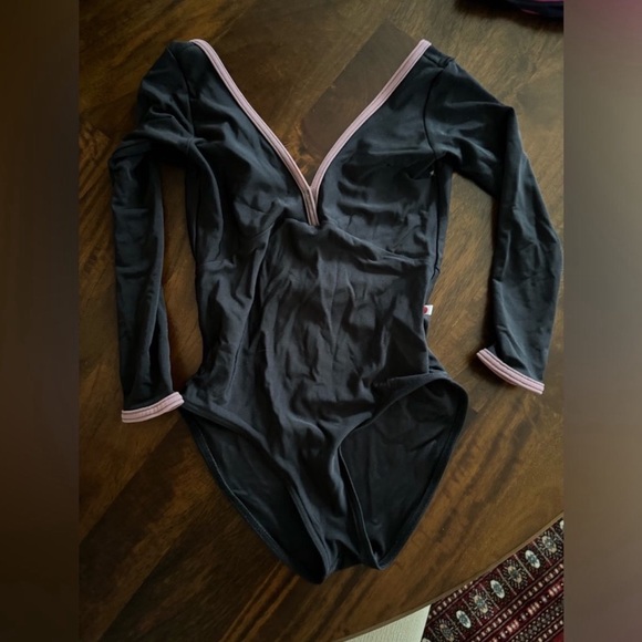 Looking to trade FOR specifically a black alicia with colored trim - Picture 2 of 2